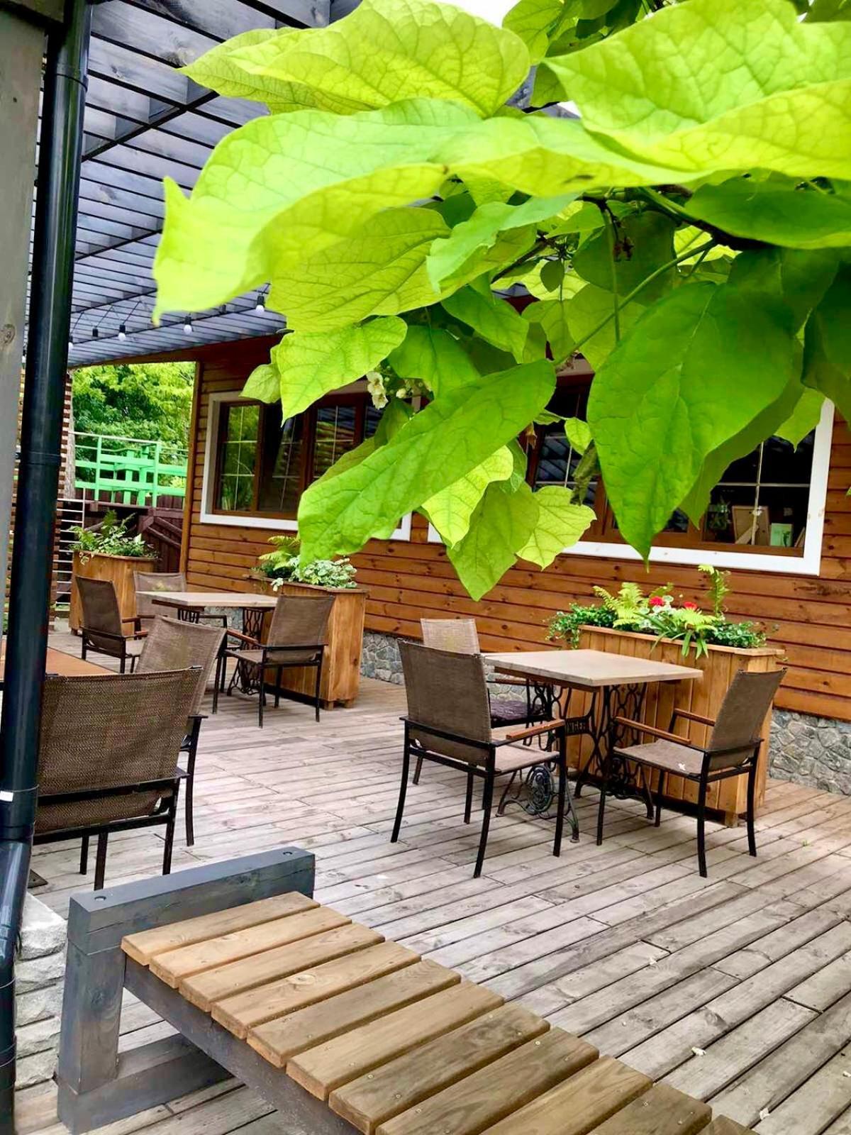 Hotel Bannyi Dvir Uzyn Extérieur photo